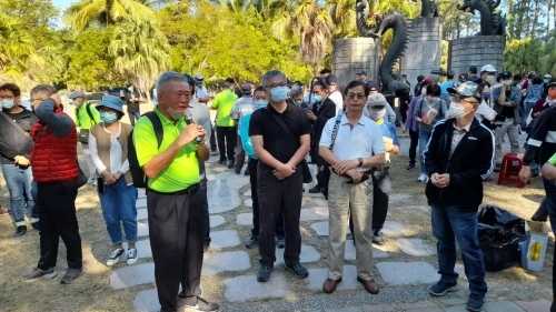 LINE_ALBUM_高雄市土木技師公會111年度土木日都會公園健行2022-12-10_221229_41
