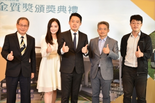 2022金質獎5人以上群體合照_221111_10_0