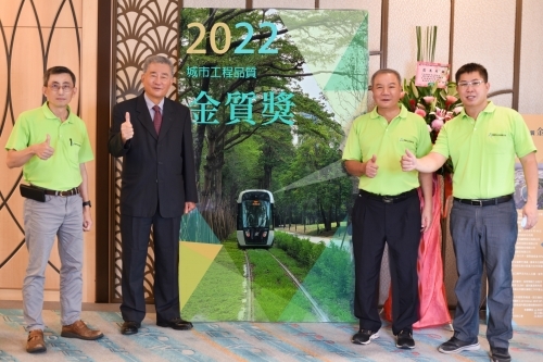 2022金質獎3人與4人合照_221111_38